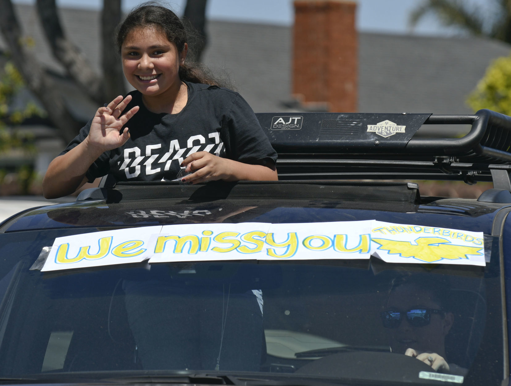 042420 Tunnell teacher parade 10.jpg
